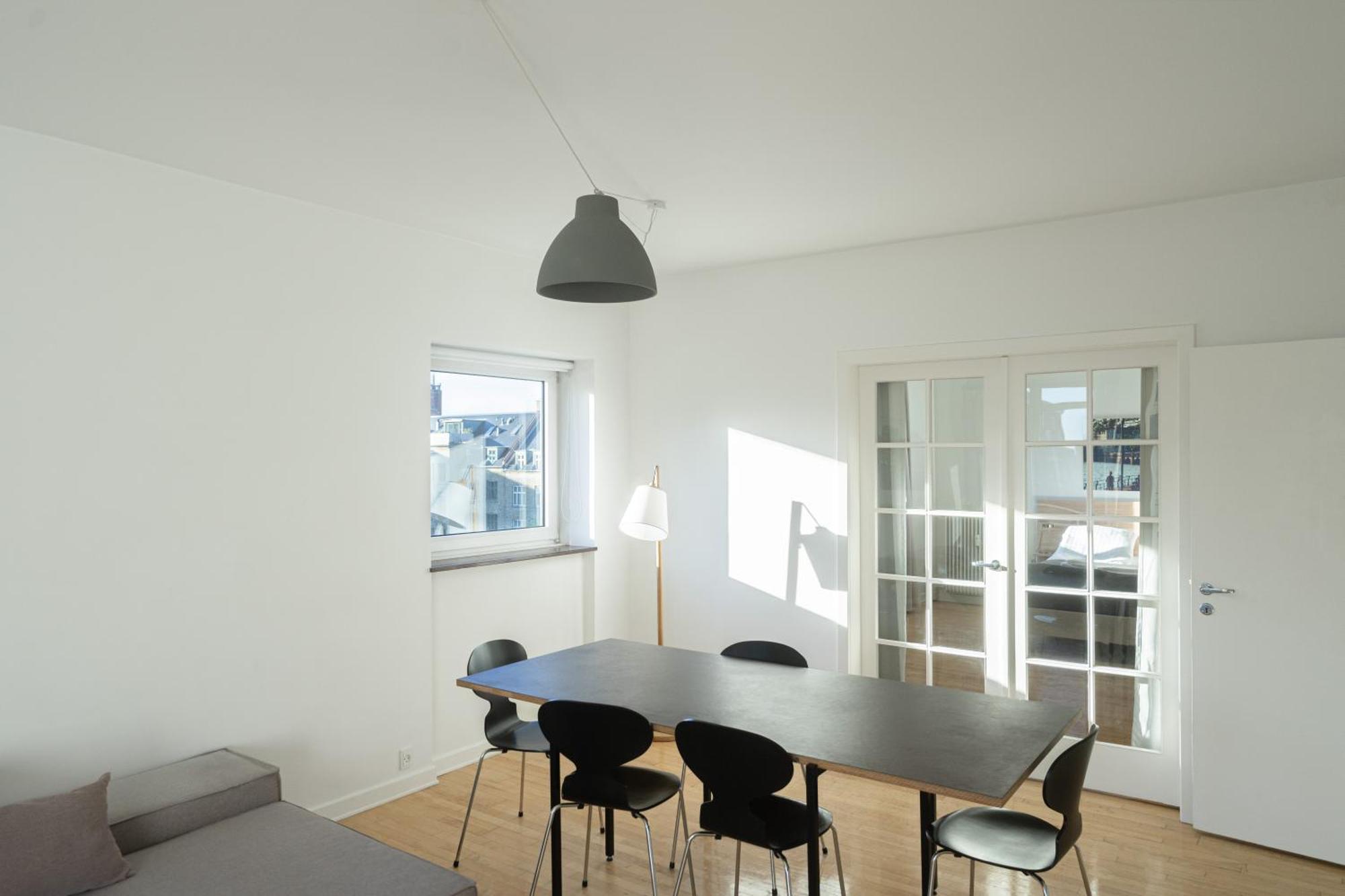 3-bed In Frederiksberg Location *