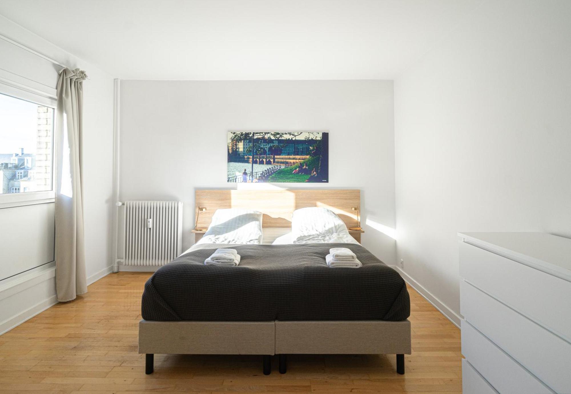 3-bed In Frederiksberg Location * København